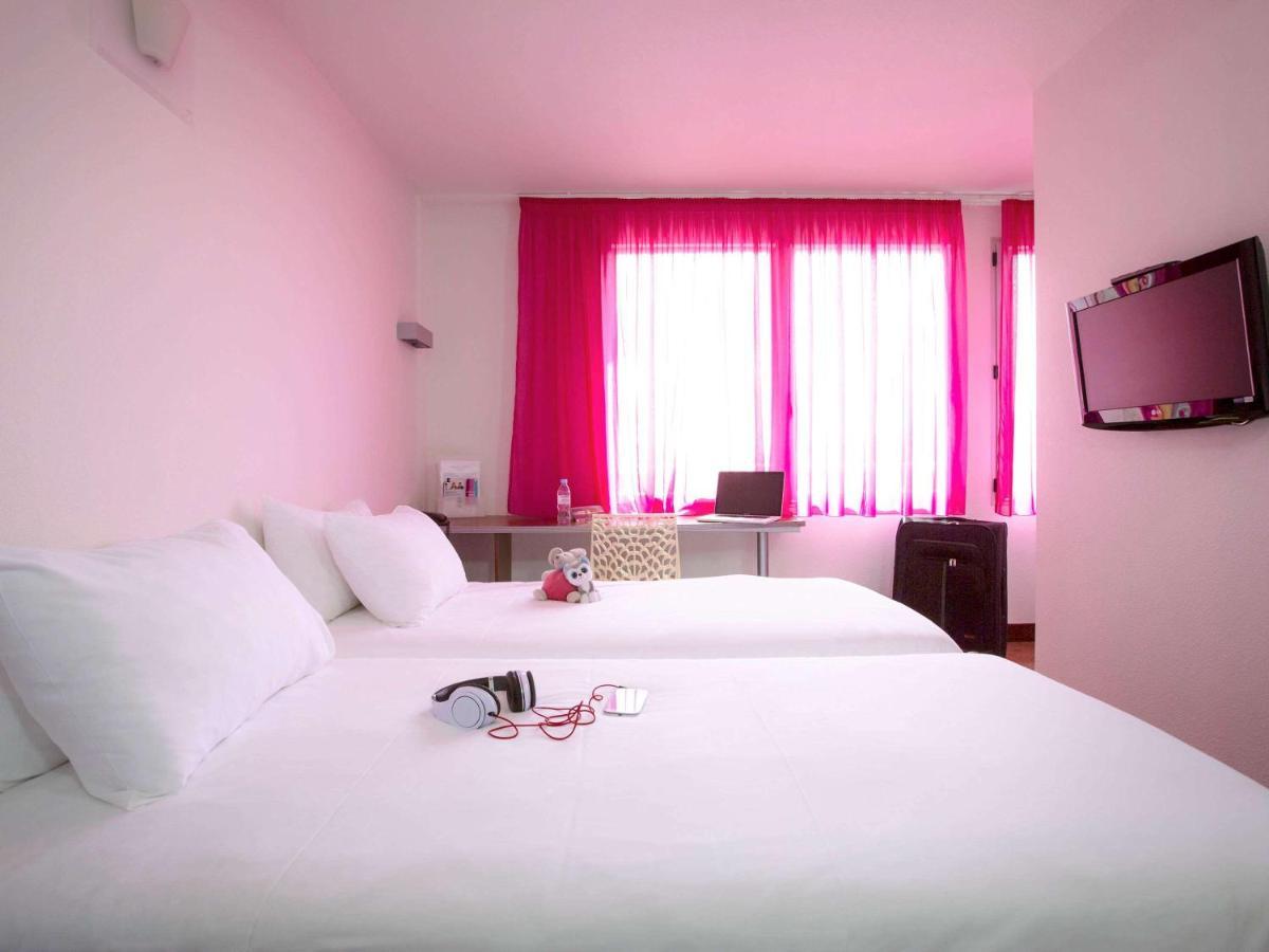 Ibis Styles Bethune Bruay La Buissiere Exterior photo